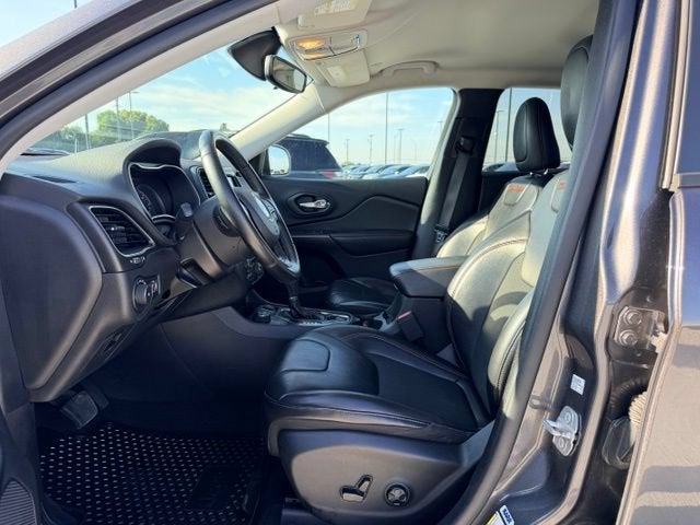 2020 Jeep Cherokee Trailhawk