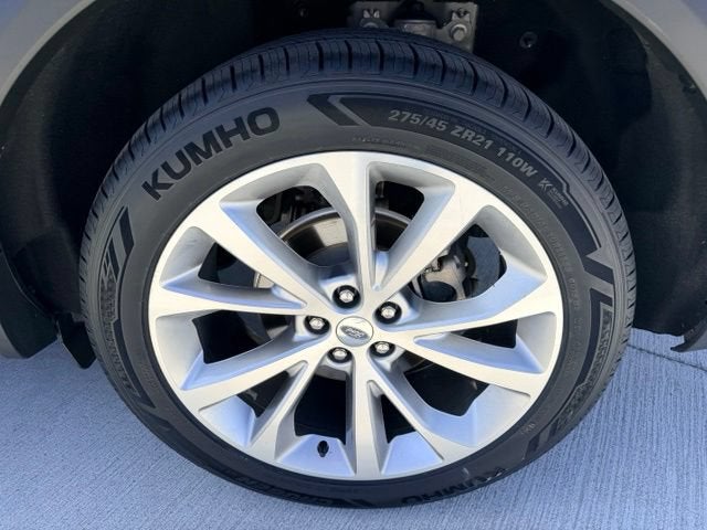 2021 Ford Explorer Platinum