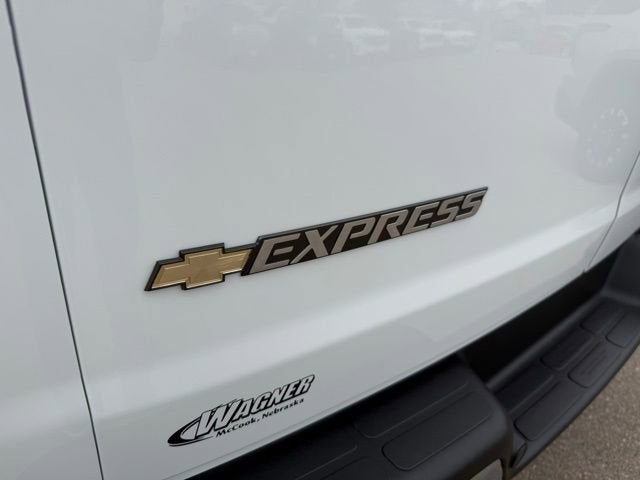2026 Chevrolet Express Cargo WT