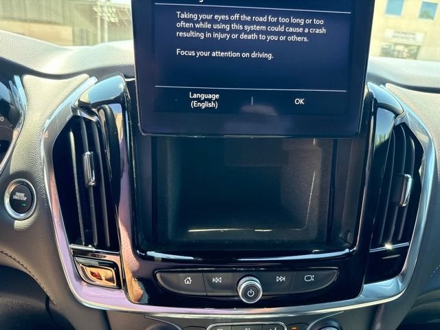 2023 Chevrolet Traverse LT Leather
