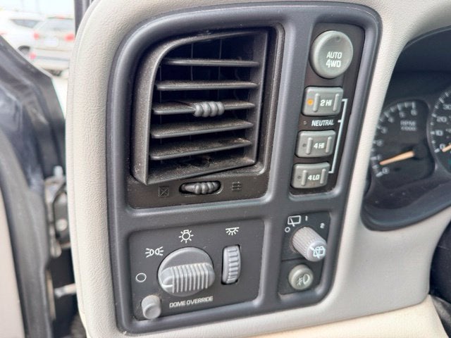 2002 Chevrolet Suburban LT