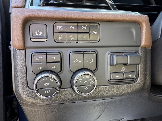 2025 Chevrolet Suburban High Country