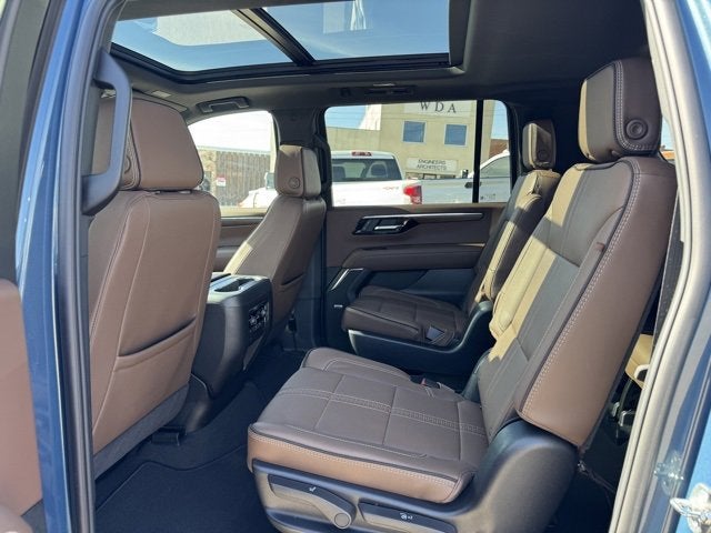 2025 Chevrolet Suburban High Country