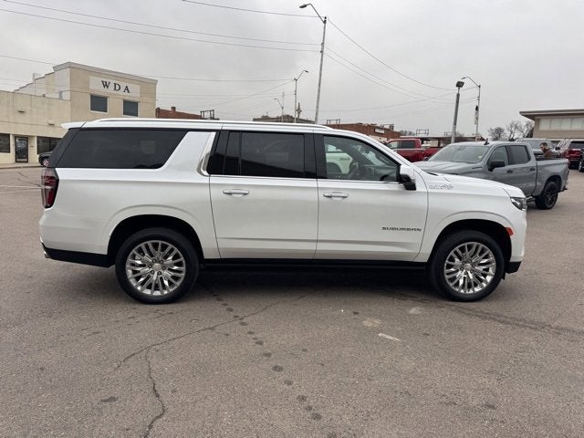 2024 Chevrolet Suburban High Country