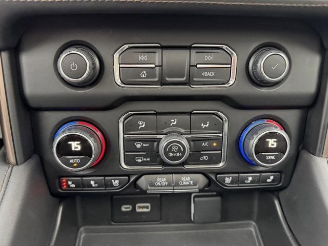 2024 Chevrolet Suburban High Country