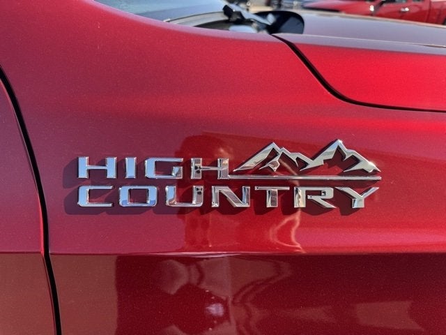 2024 Chevrolet Suburban High Country