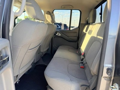 2020 Nissan Frontier SV