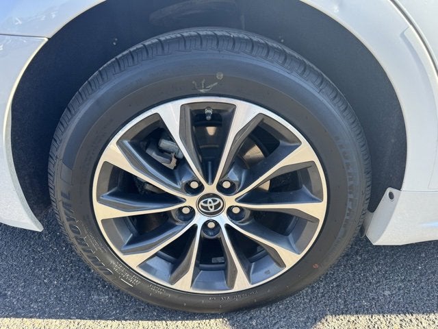 2017 Toyota Avalon XLE