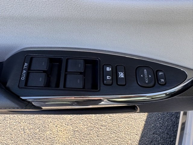 2017 Toyota Avalon XLE