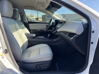 2017 Toyota Avalon XLE