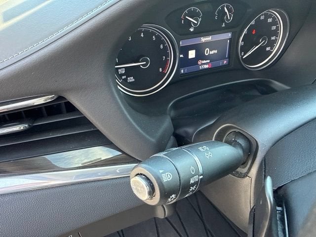 2024 Buick Enclave Essence