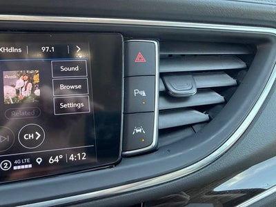 2024 Buick Enclave Essence