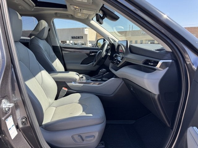 2022 Toyota Highlander Limited