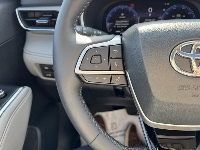 2024 Toyota Highlander Platinum