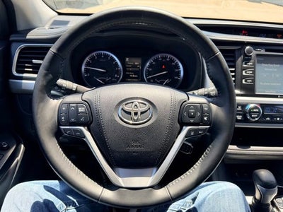 2017 Toyota Highlander XLE