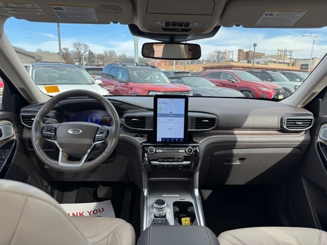 2023 Ford Explorer Platinum