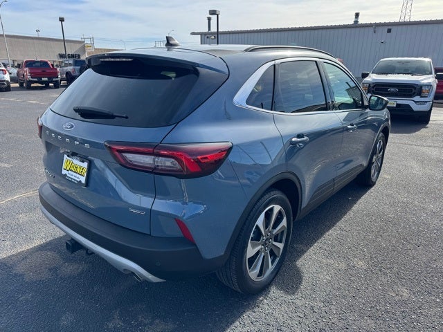 2025 Ford Escape Hybrid Platinum