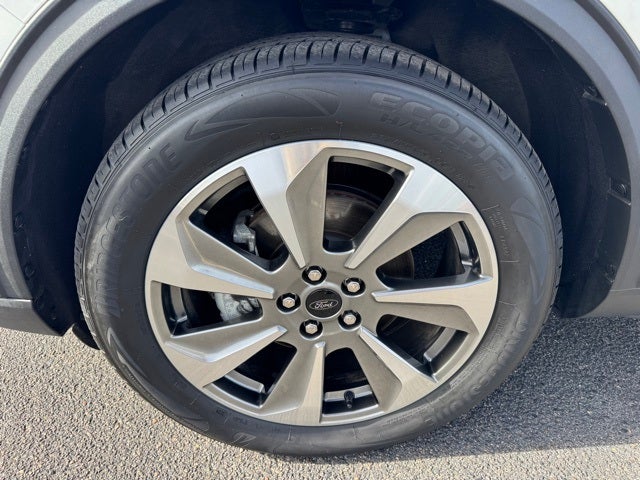 2025 Ford Escape Hybrid Platinum