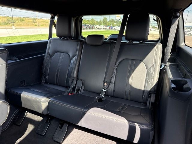 2024 Ford Expedition Max Platinum