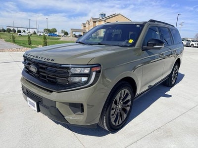 2025 Ford Expedition Platinum