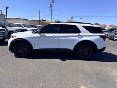 2023 Ford Explorer ST-Line