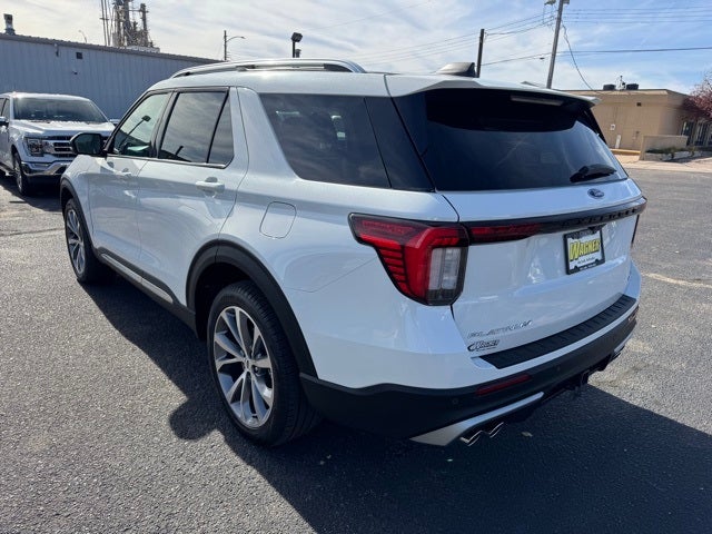 2025 Ford Explorer Platinum