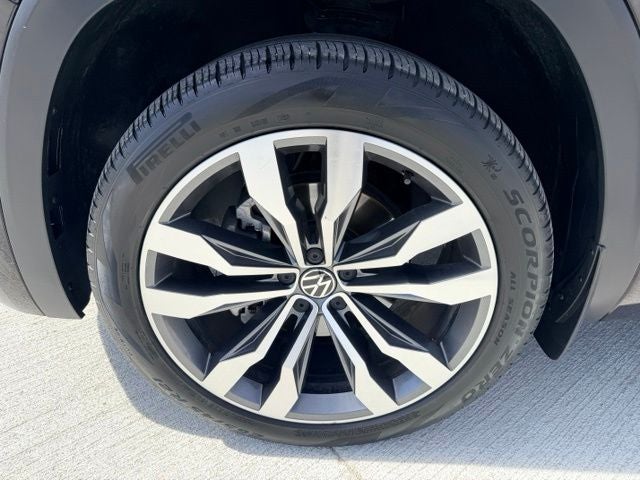 2023 Volkswagen Atlas 3.6L V6 SEL Premium R-Line