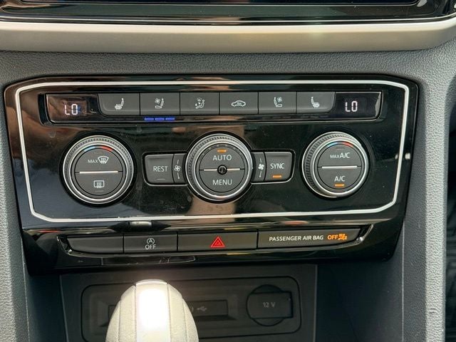 2023 Volkswagen Atlas 3.6L V6 SEL Premium R-Line