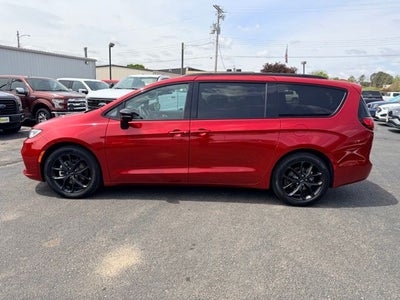 2024 Chrysler Pacifica Limited