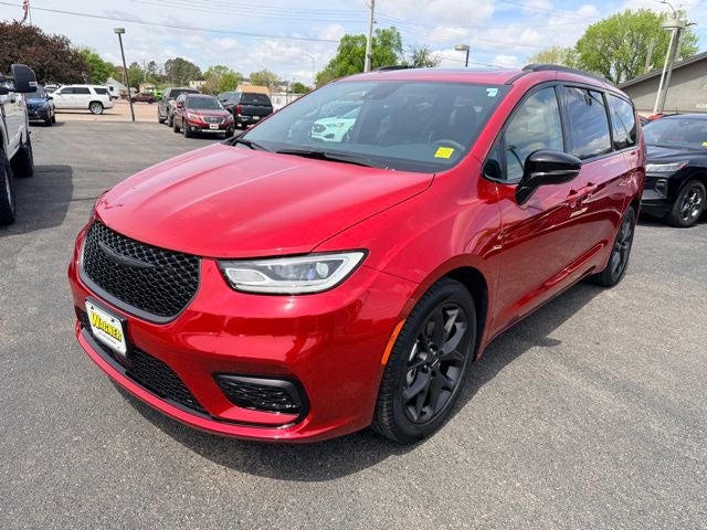 2024 Chrysler Pacifica Limited