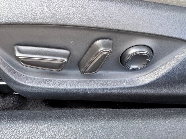 2019 Toyota Avalon Touring