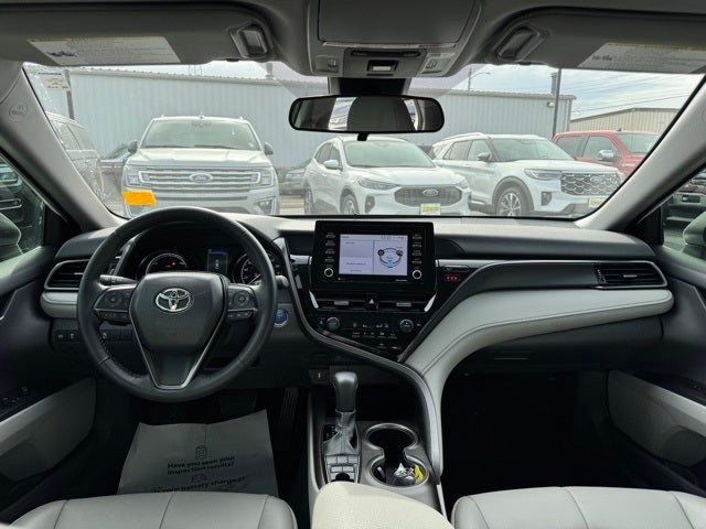 2023 Toyota Camry Hybrid SE