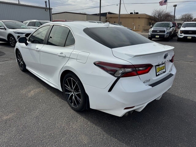 2023 Toyota Camry Hybrid SE