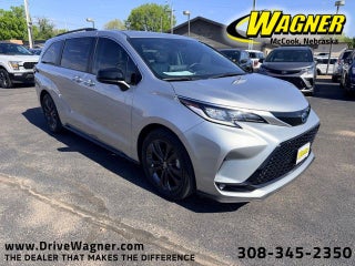 2022 Toyota Sienna XSE 7 Passenger