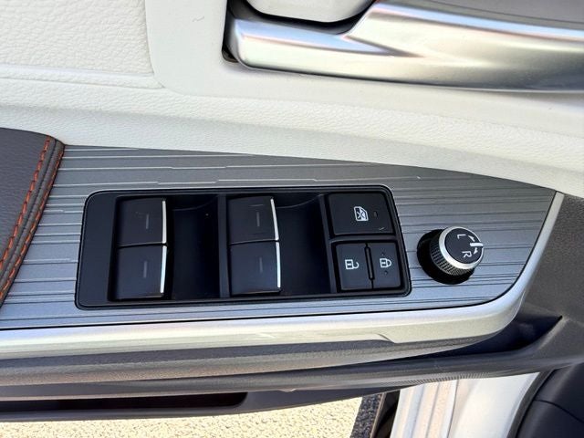 2022 Toyota Sienna XSE 7 Passenger