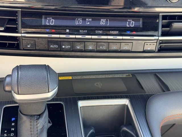2022 Toyota Sienna XSE 7 Passenger