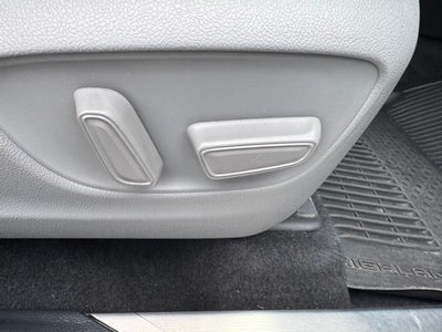 2022 Toyota Highlander Hybrid Platinum