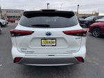 2022 Toyota Highlander Hybrid Platinum