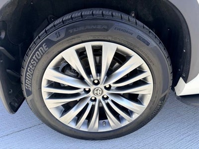 2021 Toyota Highlander Platinum