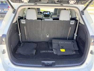 2021 Toyota Highlander Platinum