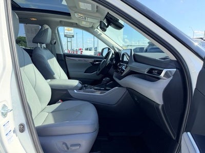 2021 Toyota Highlander Platinum