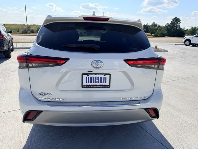 2021 Toyota Highlander Platinum