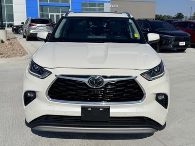 2021 Toyota Highlander Platinum