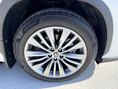 2021 Toyota Highlander Platinum
