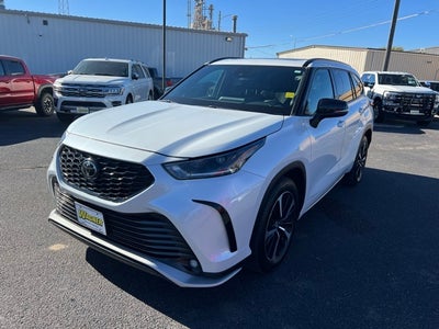 2022 Toyota Highlander XSE