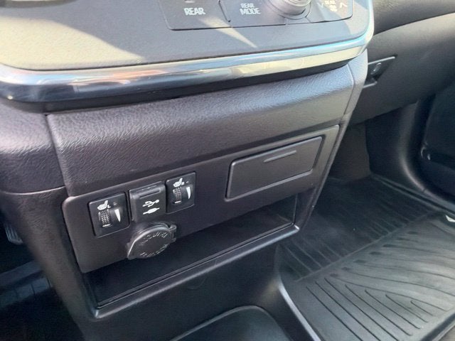 2018 Toyota Sienna SE 8 Passenger