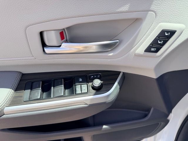 2021 Toyota Sienna Limited 7 Passenger