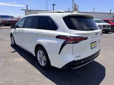 2021 Toyota Sienna Limited 7 Passenger
