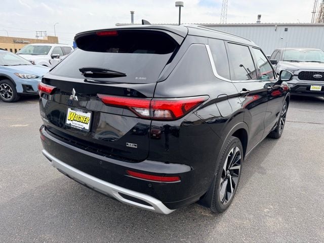 2022 Mitsubishi Outlander SEL