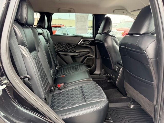 2022 Mitsubishi Outlander SEL